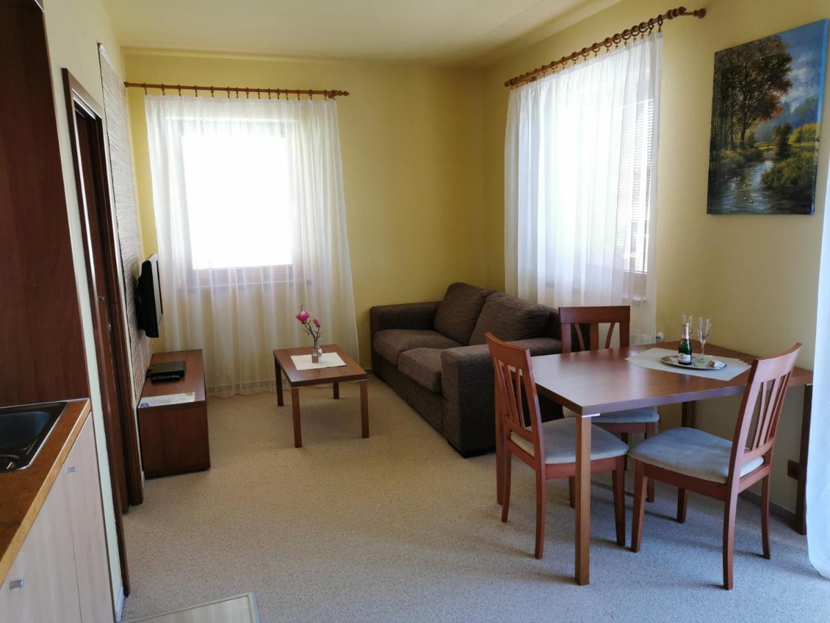 Tatry Golf Apartman Vel'ka Lomnica Buitenkant foto