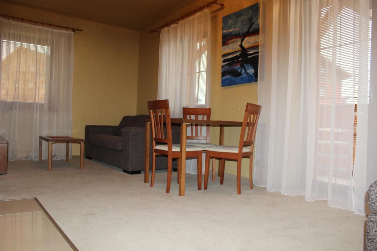 Tatry Golf Apartman Vel'ka Lomnica Buitenkant foto